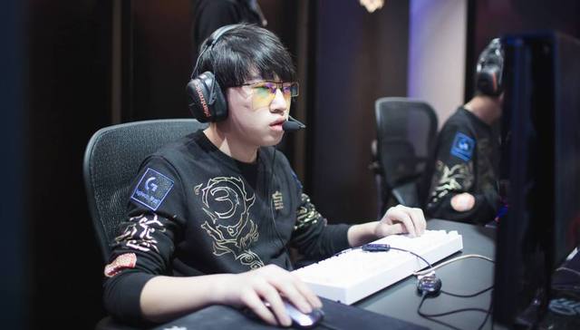 仅展现了凯 仅展现了凯