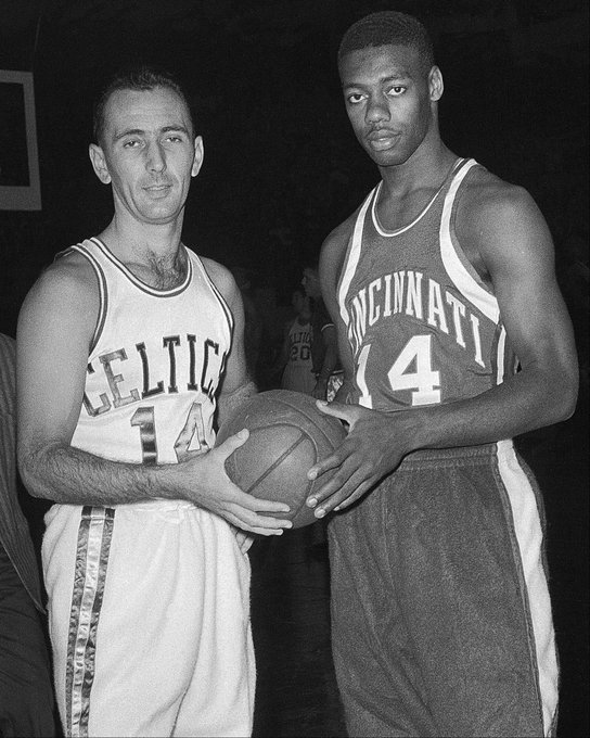 利还要归功 利还要归功