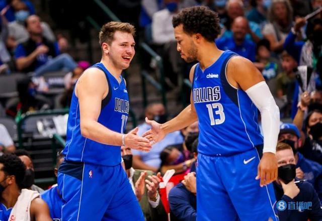 胜一击背后 胜一击背后